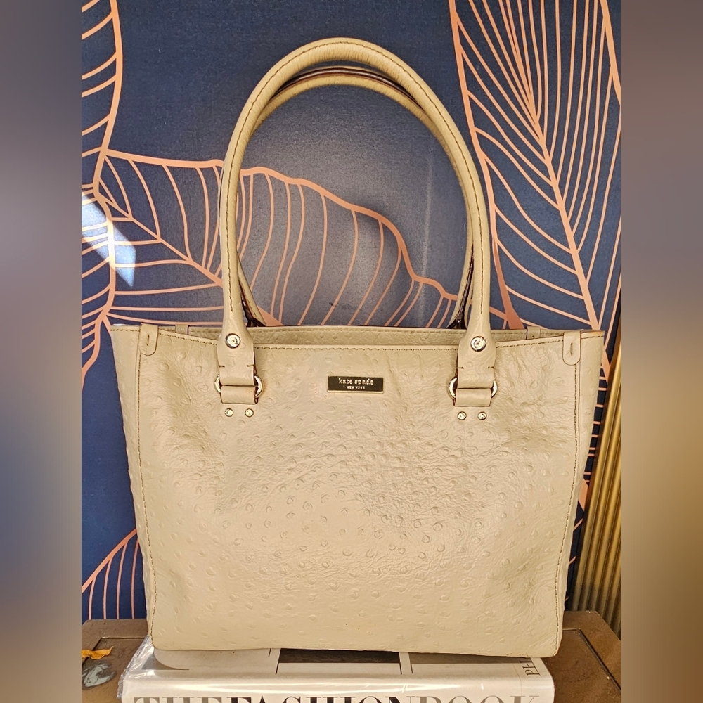 KATE SPADE NEW YORK Beige Ostrich leather Wellesley Quinn shoulder bag